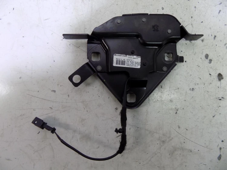 ZAMEK DACHU PRAWY PEUGEOT 207 (2006-2009)