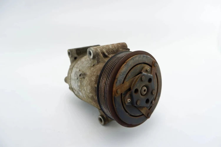 SPRĘŻARKA KLIMATYZACJI RENAULT SCENIC II LIFT (2006-2009) 1.9 DCI 820045741