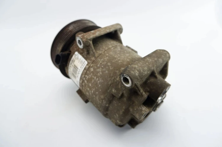 SPRĘŻARKA KLIMATYZACJI RENAULT SCENIC II LIFT (2006-2009) 1.9 DCI 820045741