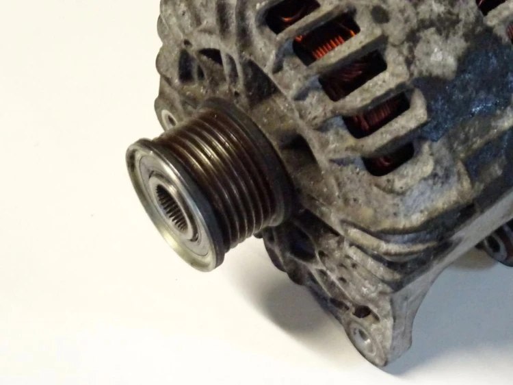 ALTERNATOR RENAULT SCENIC II LIFT (2006-2009) 8200525891