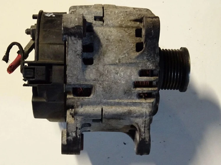 ALTERNATOR RENAULT SCENIC II LIFT (2006-2009) 8200525891