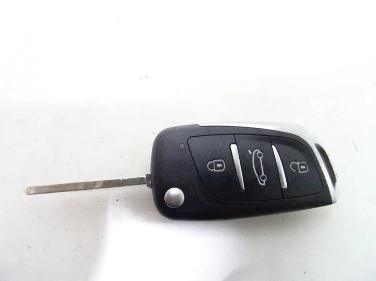 ZESTAW STARTOWY CITROEN C4 I (2004-2008) 9661773380 9659285580
