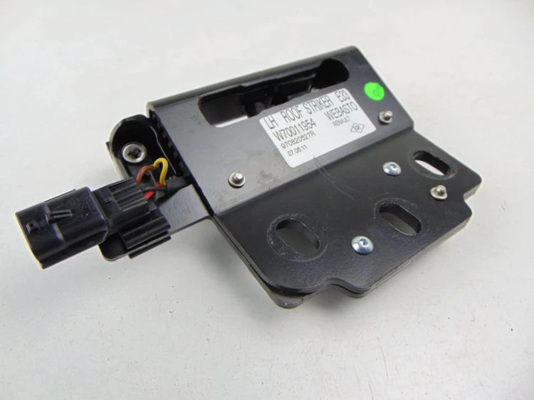 ZAMEK DACHU LEWY RENAULT WIND (2010-2013) 1.6 16V 970820627R