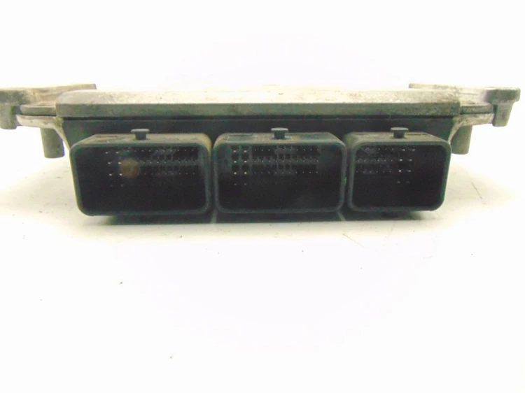 KOMPUTER STEROWNIK SILNIKA RENAULT SCENIC I LIFT (1999-2003) 0281010189 820
