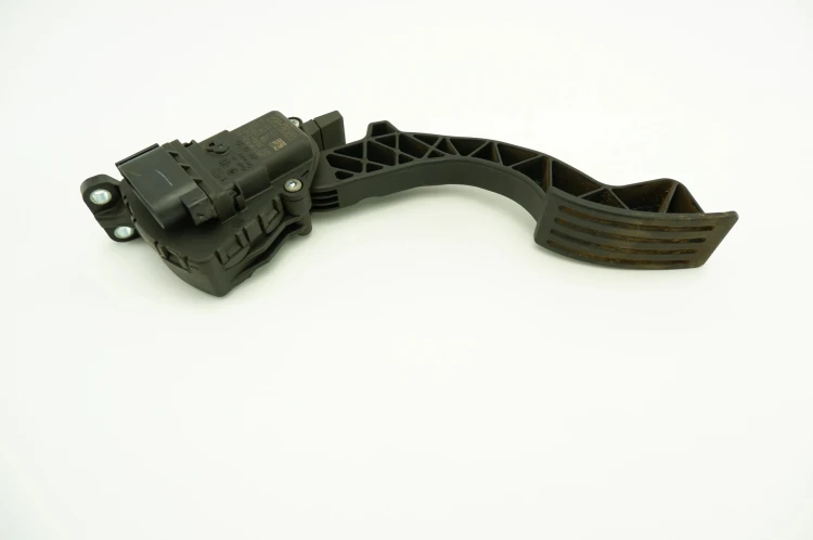 PEDAŁ GAZU POTENCJOMETR MAZDA 3 SEDAN 1.6D 4M51-9F836-AG