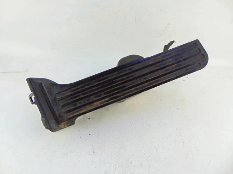 PEDAŁ GAZU POTENCJOMETR VOLKSWAGEN PASSAT B6 1K1723503L