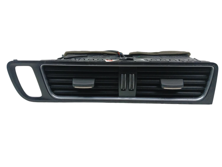 KRATKA NAWIEWU ŚRODKOWA AUDI Q5 8R LIFT (2012-2016) 2.0 TDI 190KM 8R1820951