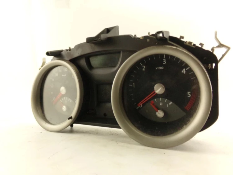 LICZNIK RENAULT MEGANE II (2002-2005) 1.5 DCI 8200399695 D