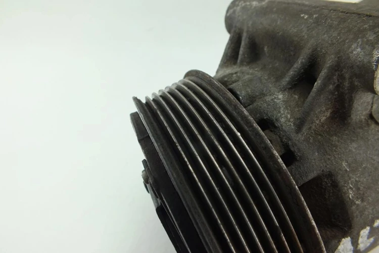 SPRĘŻARKA KLIMATYZACJI RENAULT MEGANE II (2002-2005) 1.9 DCI 8200053264