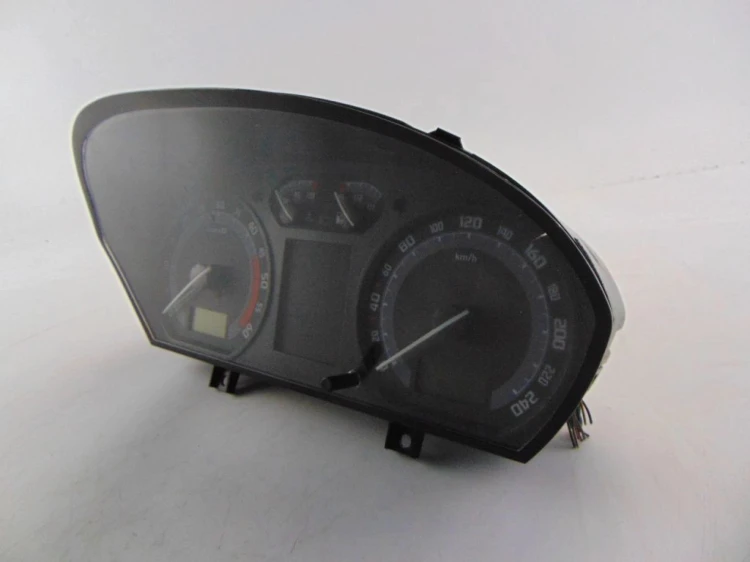 LICZNIK SKODA FABIA I 6Y 1.4 mpi 6Y0920861E
