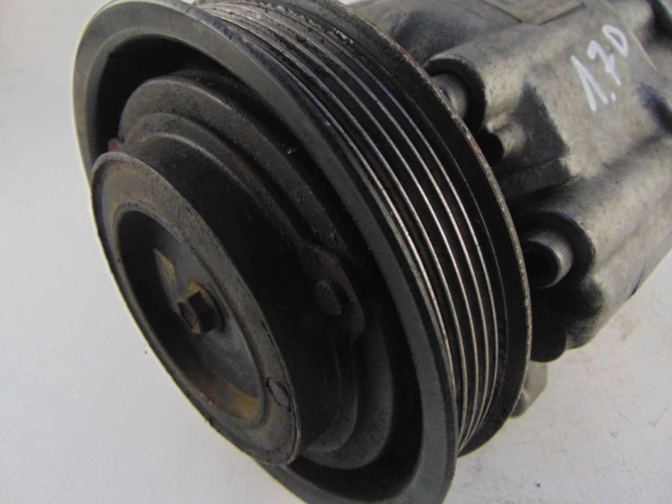 SPRĘŻARKA KLIMATYZACJI OPEL VECTRA B 1.7TD BRAK