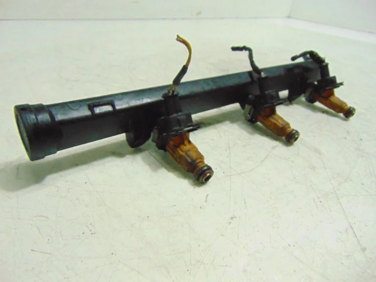 LISTWA WTRYSKOWA RENAULT LAGUNA II (2001-2005) 3.0 V6 9630333080