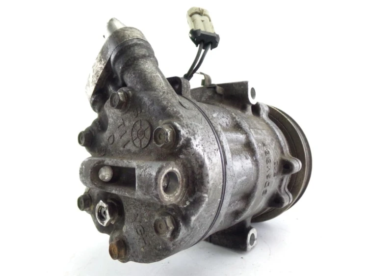 SPRĘŻARKA KLIMATYZACJI OPEL CORSA C 1.2 BENZ 24461719