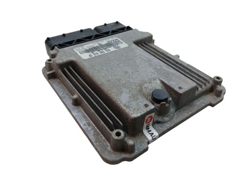 KOMPUTER STEROWNIK SILNIKA VOLKSWAGEN CADDY III (2004-2010) 2.0 SDI 70KM 03
