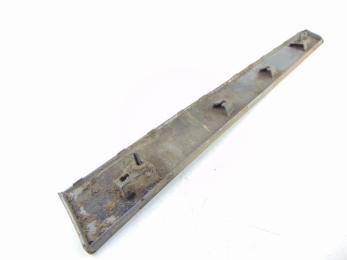 LISTWA NAKŁADKA BŁOTNIKA PRAWY TYŁ RENAULT MEGANE III (2008-2013) 1.9 DCI 7