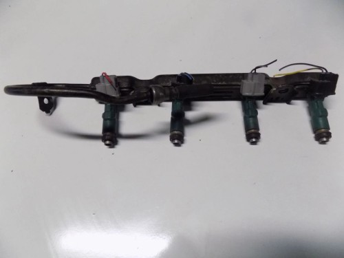 LISTWA WTRYSKOWA TOYOTA PRIUS I