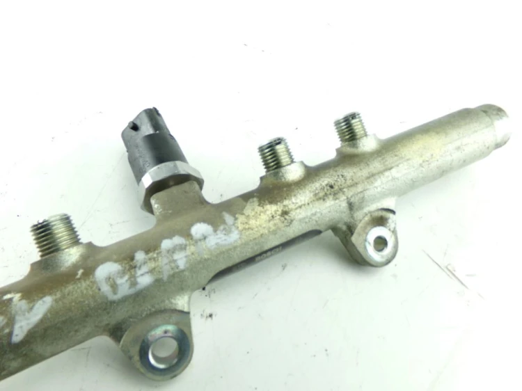 LISTWA WTRYSKOWA FIAT STILO 1.9 JTD 0445214016