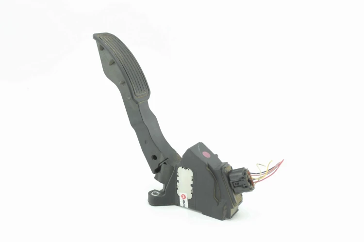 PEDAŁ GAZU POTENCJOMETR TOYOTA VERSO (2009-2013) 2.0 D4D 126 78110-02020