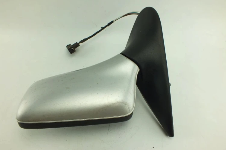 LUSTERKO LEWE SEAT CORDOBA 1.6