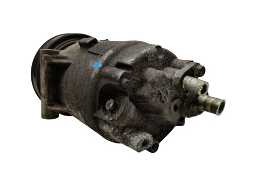SPRĘŻARKA KLIMATYZACJI RENAULT MEGANE II (2002-2005) 1.6 16V 112KM 82000501