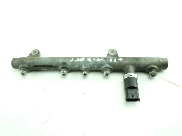 LISTWA WTRYSKOWA RENAULT LAGUNA II (2001-2005) 1.9 DCI 7700111013