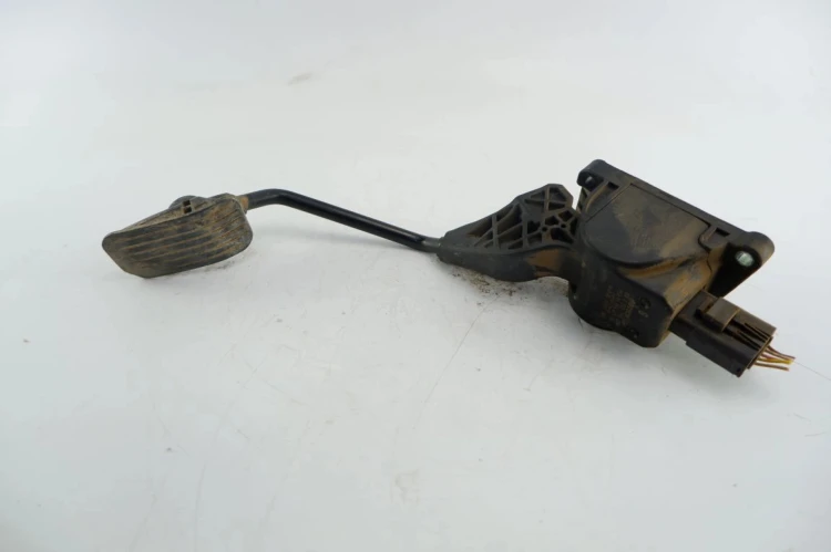 PEDAŁ GAZU POTENCJOMETR CITROEN BERLINGO II (2003-2010) 9655467180