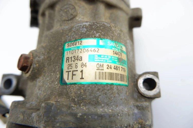 SPRĘŻARKA KLIMATYZACJI OPEL CORSA C 1.2 BENZ 24461719