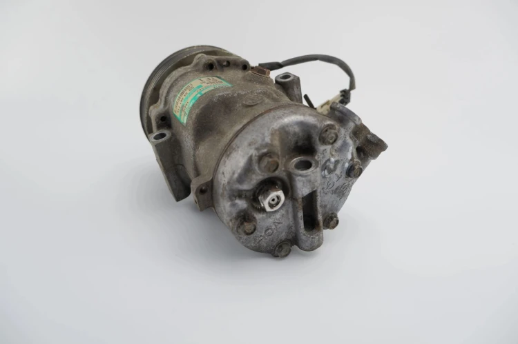 SPRĘŻARKA KLIMATYZACJI OPEL CORSA C 1.2 BENZ 24461719