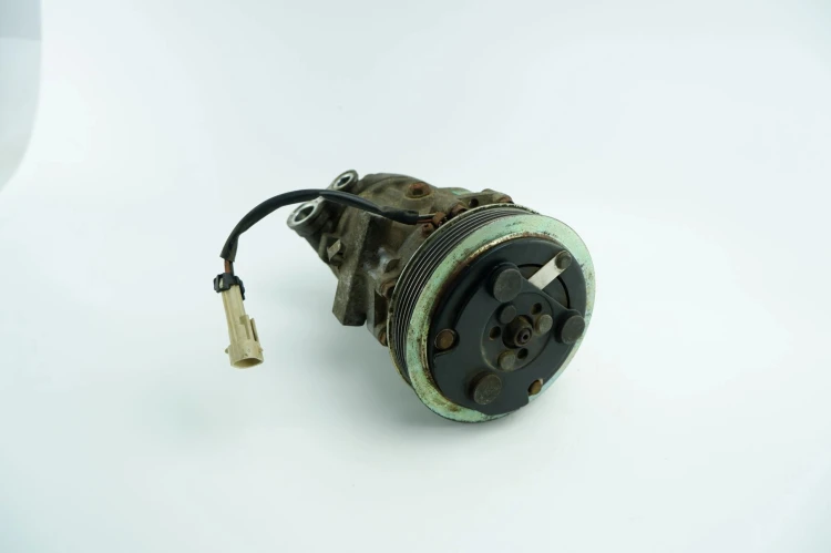 SPRĘŻARKA KLIMATYZACJI OPEL CORSA C 1.2 BENZ 24461719