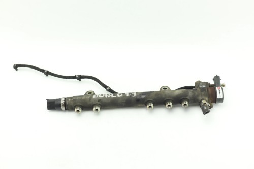 LISTWA WTRYSKOWA FIAT DOBLO I (2000-2010) 46817523