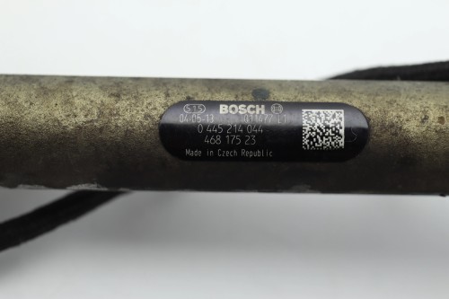 LISTWA WTRYSKOWA FIAT DOBLO I (2000-2010) 46817523