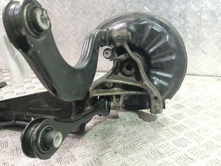 ZWROTNICA WAHACZ PRAWY TYŁ AUDI Q3 II F3 83A (2018-) 1.5 TFSI 150KM
