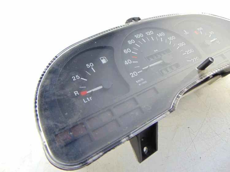 LICZNIK OPEL ASTRA 90452686