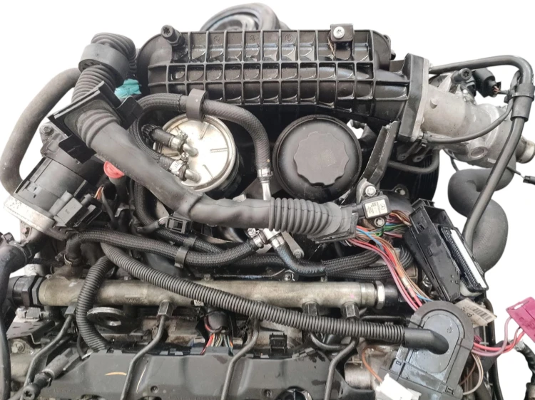 SILNIK KOMPLETNY MERCEDES C W203 LIFT (2004-2007) 2.2 CDI 150KM 646963