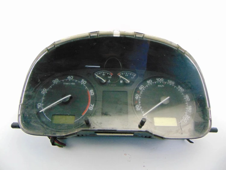 LICZNIK SKODA OCTAVIA I 1.6 mpi 1U0920801A