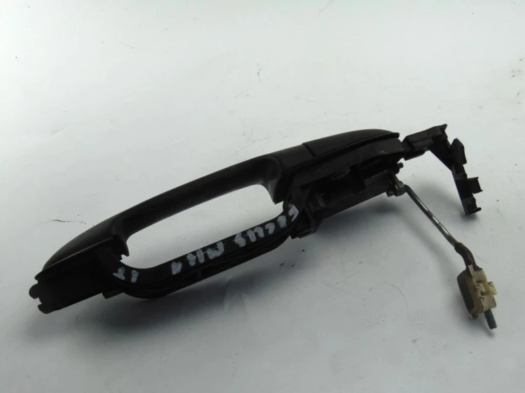 KLAMKA ZEWNĘTRZNA LEWY TYŁ FORD FOCUS MK1 LIFT (2001 -2004) 1.8 TDCI 100HP