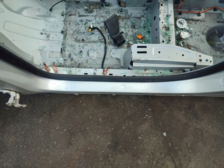 PRÓG LEWY SŁUPEK ŚRODKOWY OPEL MOKKA A (2012-2016) 1.6 CDTI 136KM