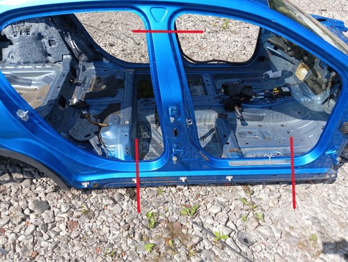 PRÓG PRAWY SŁUPEK ŚRODKOWY MERCEDES GLA X156 (2013-2017) 2.2 CDI 136KM