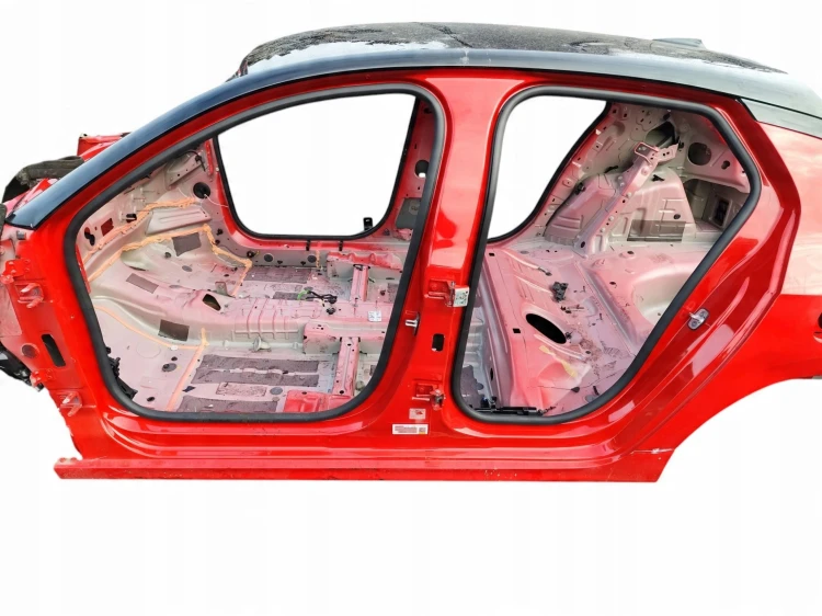 PRÓG LEWY SŁUPEK ŚRODKOWY OPEL CORSA F LIFT (2023-) 1.2 T 101KM