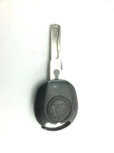STACYJKA SKODA FABIA II(2007-2014) 1.9 TDI 6R0905851D