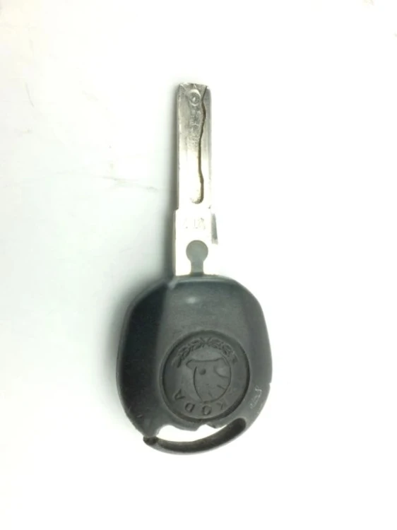 STACYJKA SKODA FABIA II(2007-2014) 1.9 TDI 6R0905851D