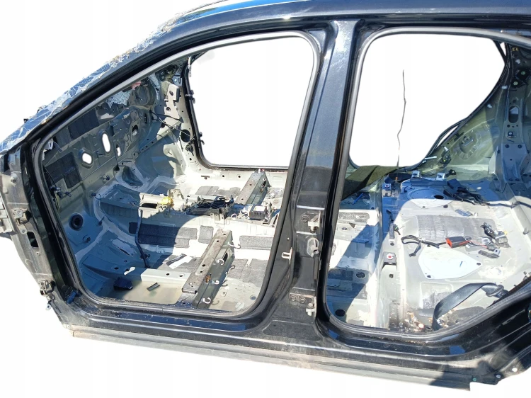 PRÓG LEWY SŁUPEK B ŚRODKOWY NISSAN QASHQAI J12 LAK: Z11 G