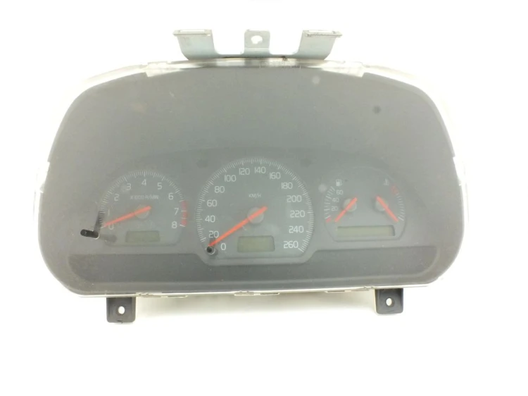 LICZNIK VOLVO V40 I (1995-2004) 1.9D 30857490