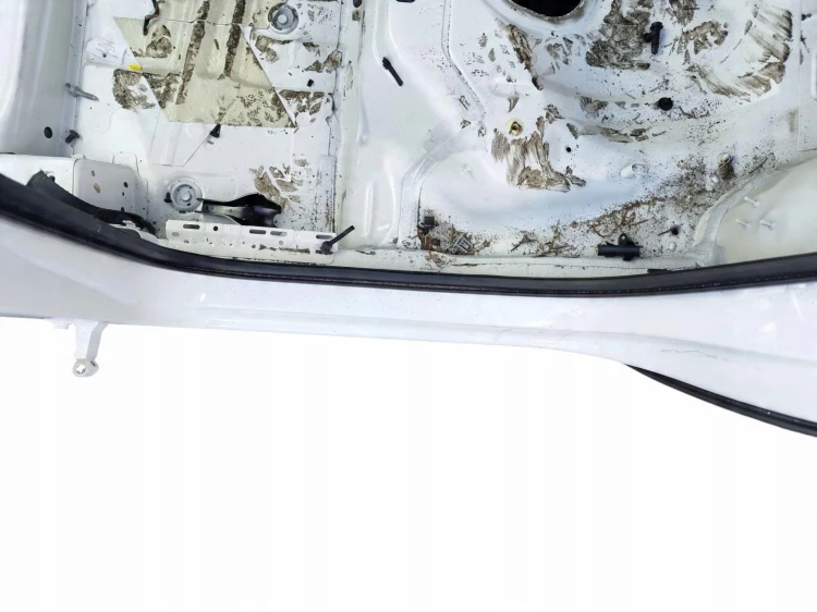 PRÓG LEWY SŁUPEK ŚRODKOWY SKODA KAROQ (2017-2022) 2.0 TDI 150KM