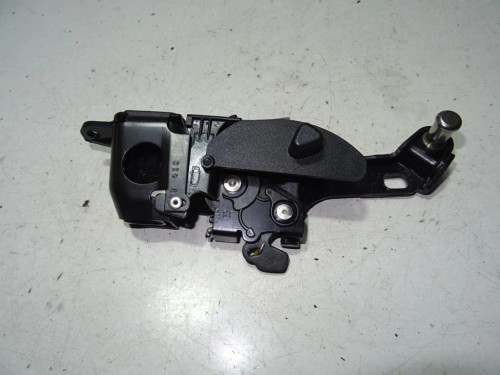 ZAMEK DACHU PRAWY SMART FORTWO