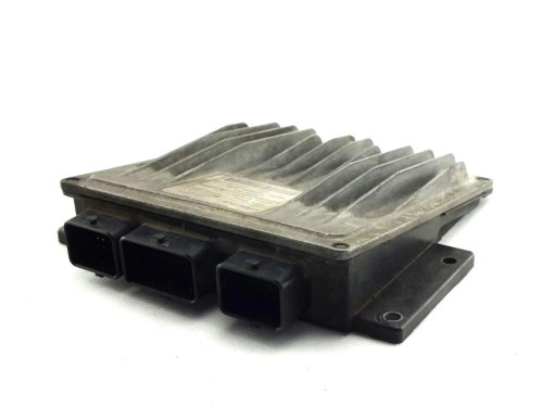 KOMPUTER STEROWNIK SILNIKA RENAULT CLIO II LIFT (2003-2005) 1.5 DCI 8200212