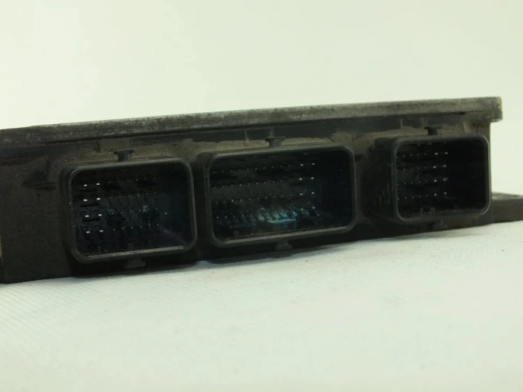 KOMPUTER STEROWNIK SILNIKA RENAULT CLIO II LIFT (2003-2005) 1.5 DCI 8200212