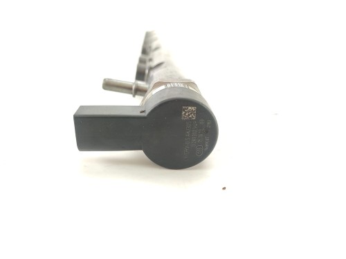 LISTWA WTRYSKOWA BMW 6 F13 (2010-2014) 3.0 D 313KM 0445216031