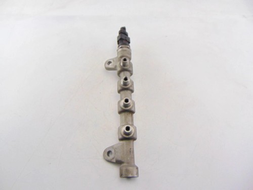LISTWA WTRYSKOWA ALFA ROMEO GIULIETTA 55215208