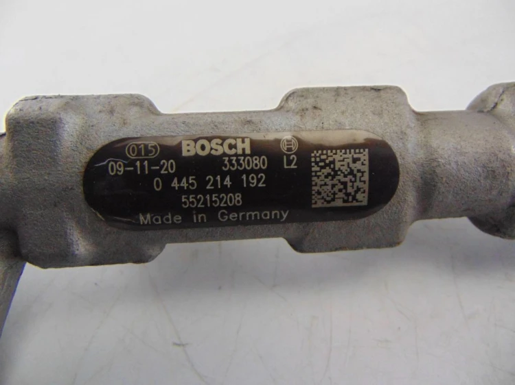 LISTWA WTRYSKOWA ALFA ROMEO GIULIETTA 55215208